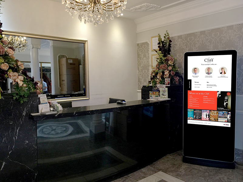 Аромамашина AromaKo Display Max